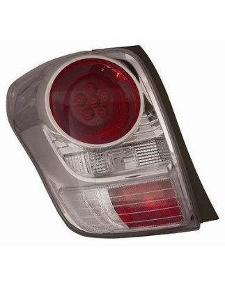 FANALE POST SX SENZA TOYOTA VERSO (R2) 2013  OEM 815610F130