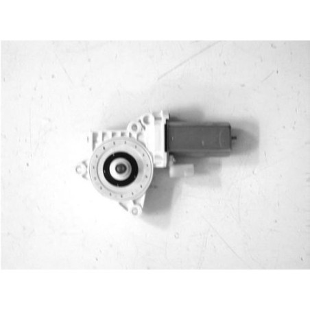 MOTORIDUTTORE ALZACRISTRALLO ANT SX 2 3 BMW SERIES 1 3/5D (E81/E87) 2004 2011 OEM 67626927027