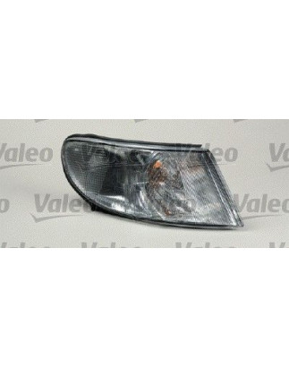 FANALE A/DX SAAB 900 07/93